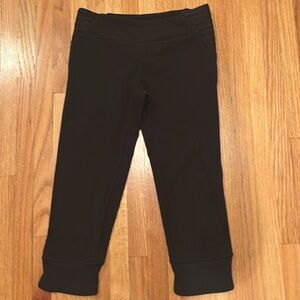 Ivivva cropped black leggings